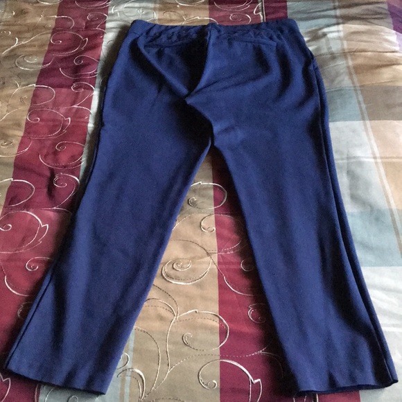Dress pants - Picture 3 of 3